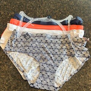 NEW in packaging Nautica Women's Underwear Set - Navy, Coral, White